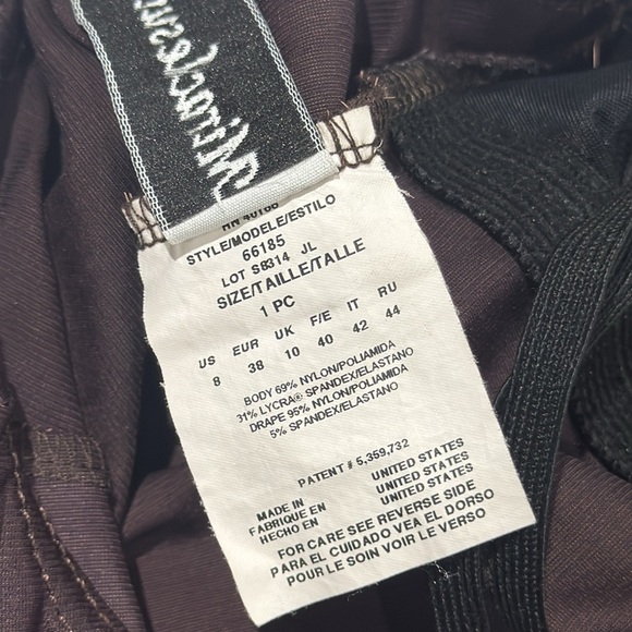 Miraclesuit Swimsuit - Picture 9 of 12